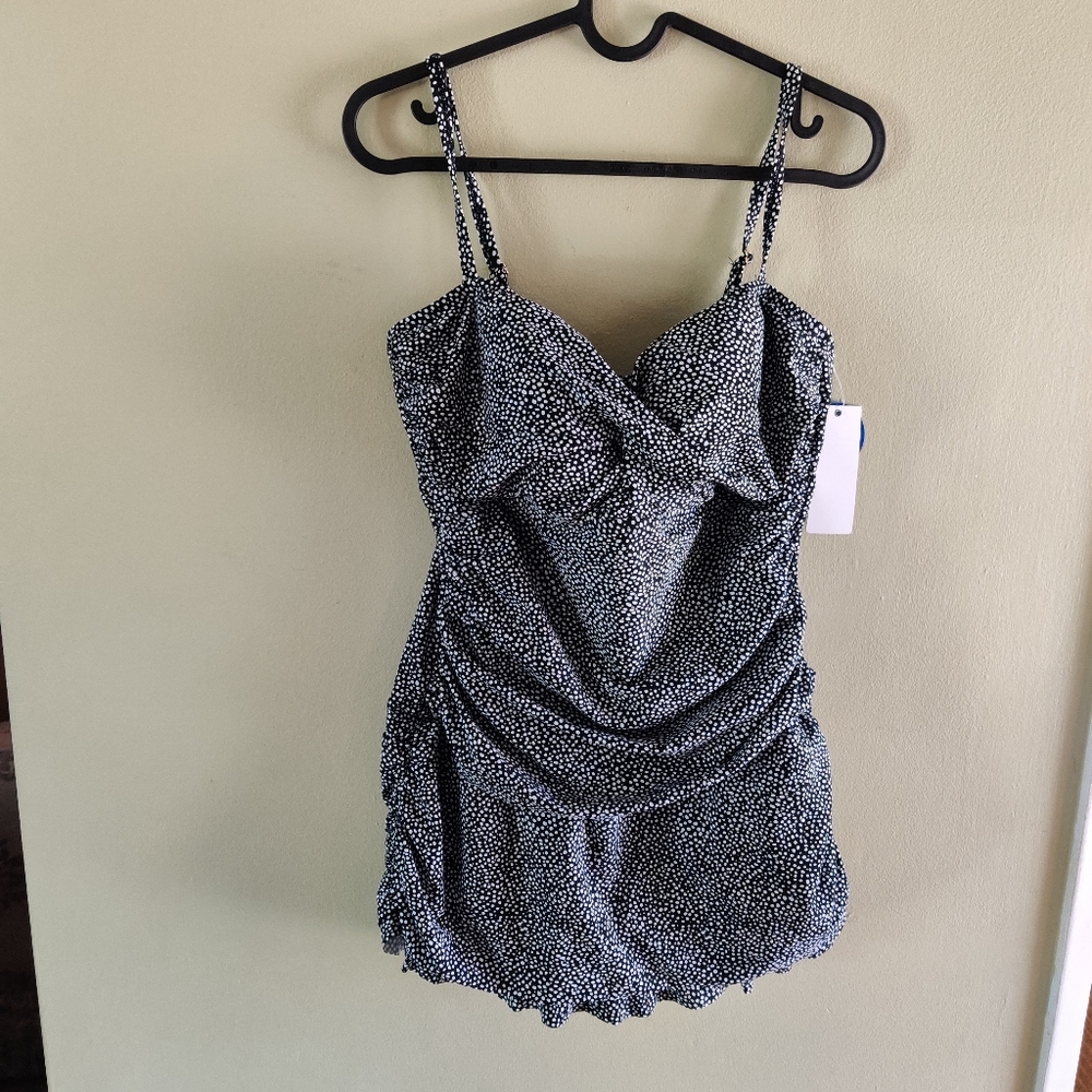 NWT Polka Dot Swimsuit